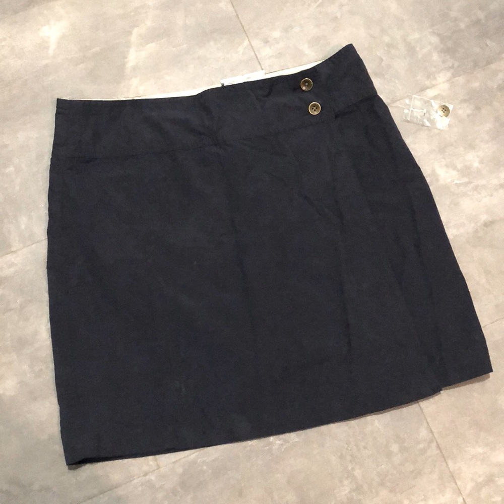 NEW Denver Hayes Navy Blue Skorts